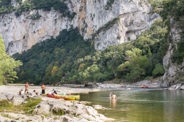 Canoë dans les Gorges de l\'Ardèche