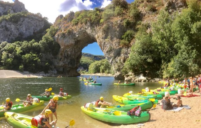 Descente des Gorges de l\'Ardèche en canoë