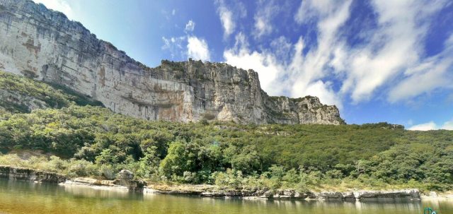 Descente des Gorges de l\'Ardèche en canoë